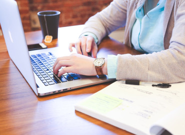 внесудебное банкротство физических лиц: упрощенная процедура списания долгов - фото - 1